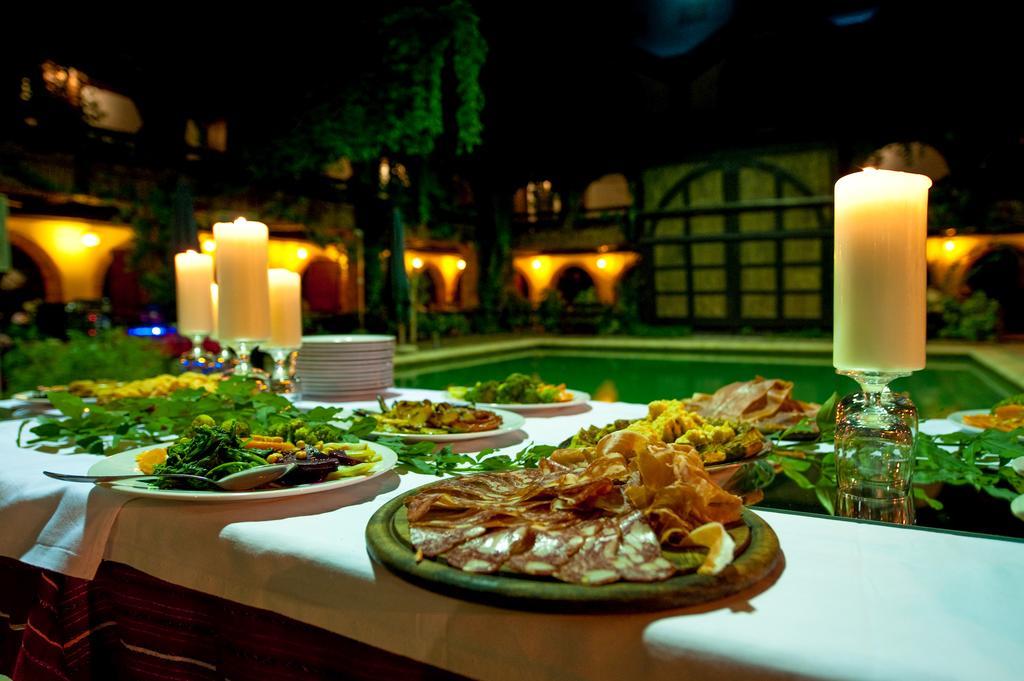 Hotel Restaurant Bujtina E Gjelit Tirana Extérieur photo